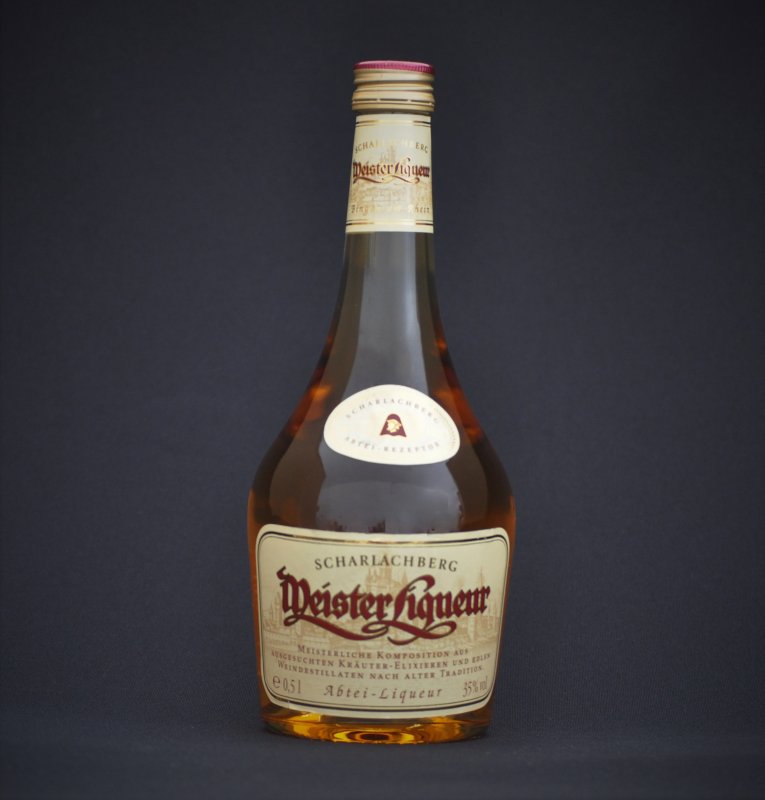 Scharlachberg Meisterliqueur